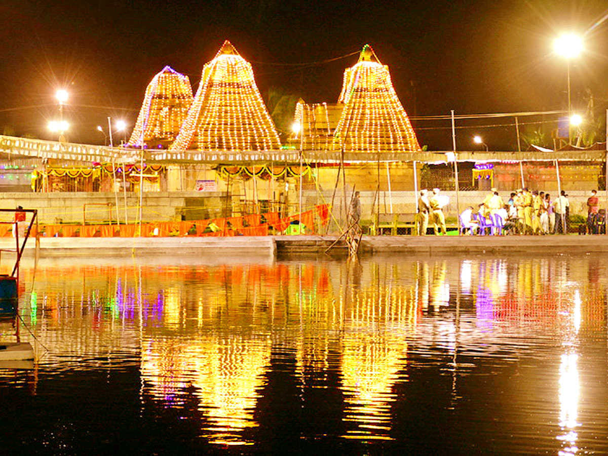 Best photos of the week March 06, to March 13, 2022 Photo Gallery - Sakshi36