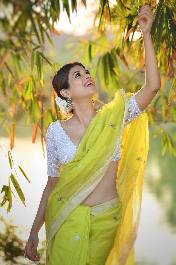 Actress Shraddha Das Saree Pics - Sakshi6