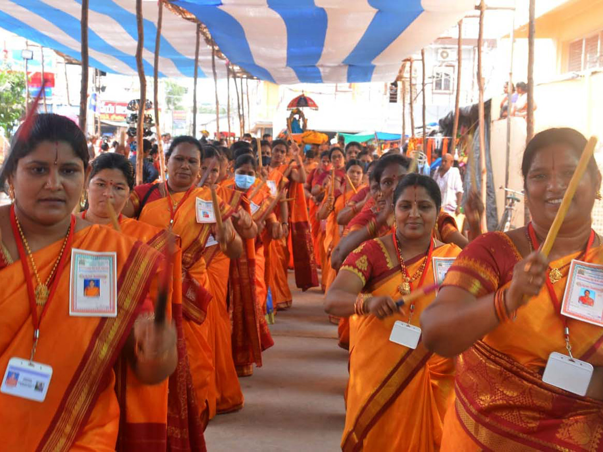 Sri Sita Rama Pattabhishekam at Bhadrachalam Temple Photo Gallery - Sakshi27
