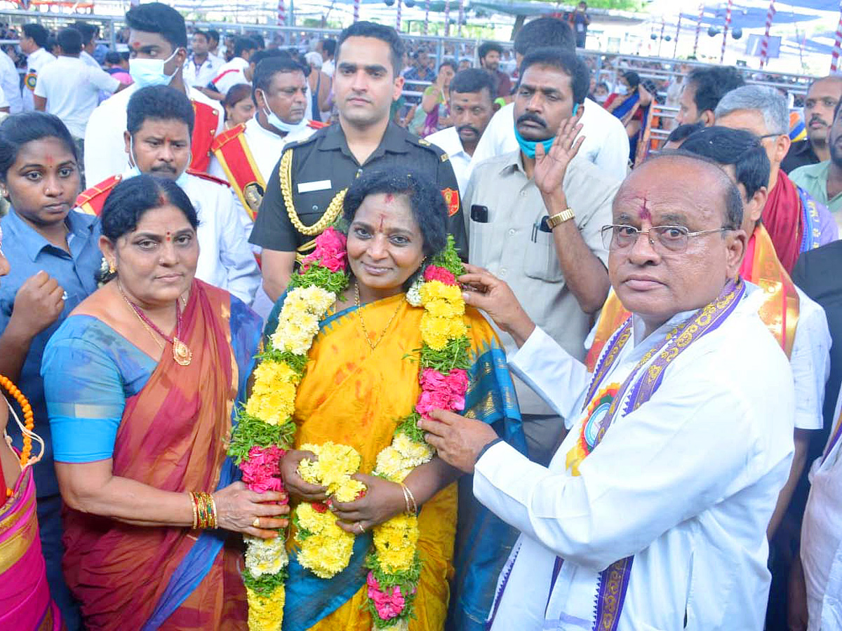 Sri Sita Rama Pattabhishekam at Bhadrachalam Temple Photo Gallery - Sakshi29