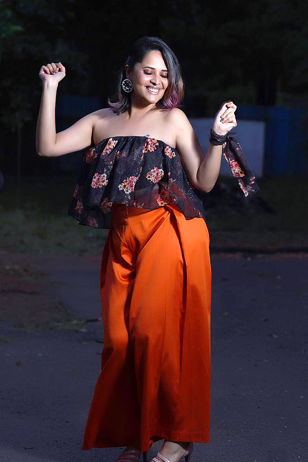 Anasuya Bharadwaj Latest Photos - Sakshi10