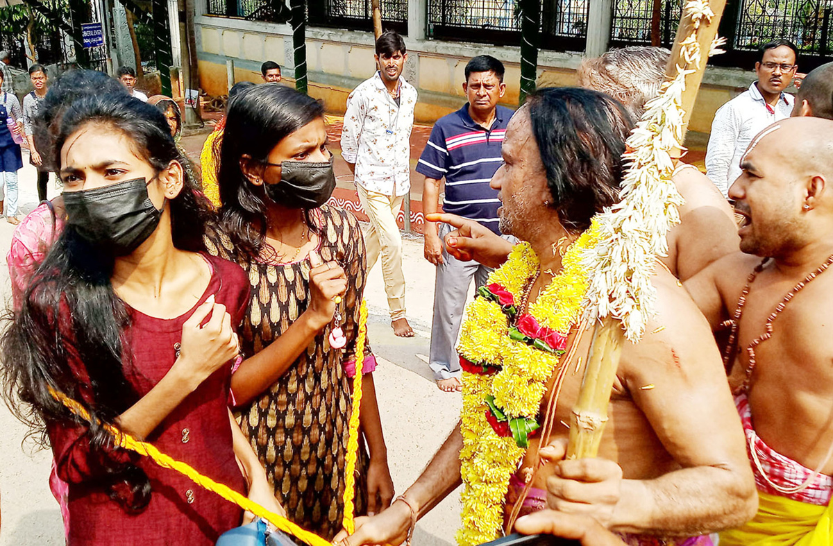 Sri Varahalakshmi Narasimha Swamy Vari Devasthanam Simhachalam Photos - Sakshi4
