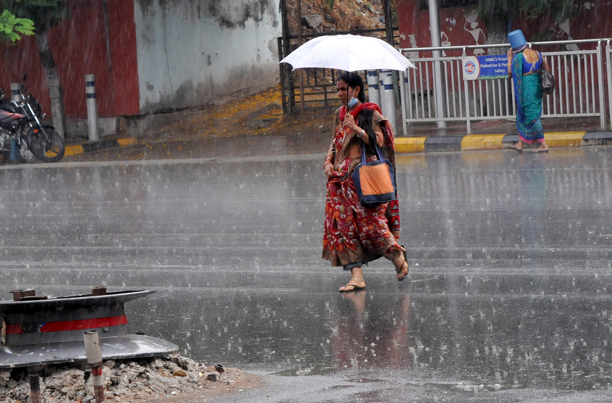 Heavy Rains In Hyderabad - Sakshi4