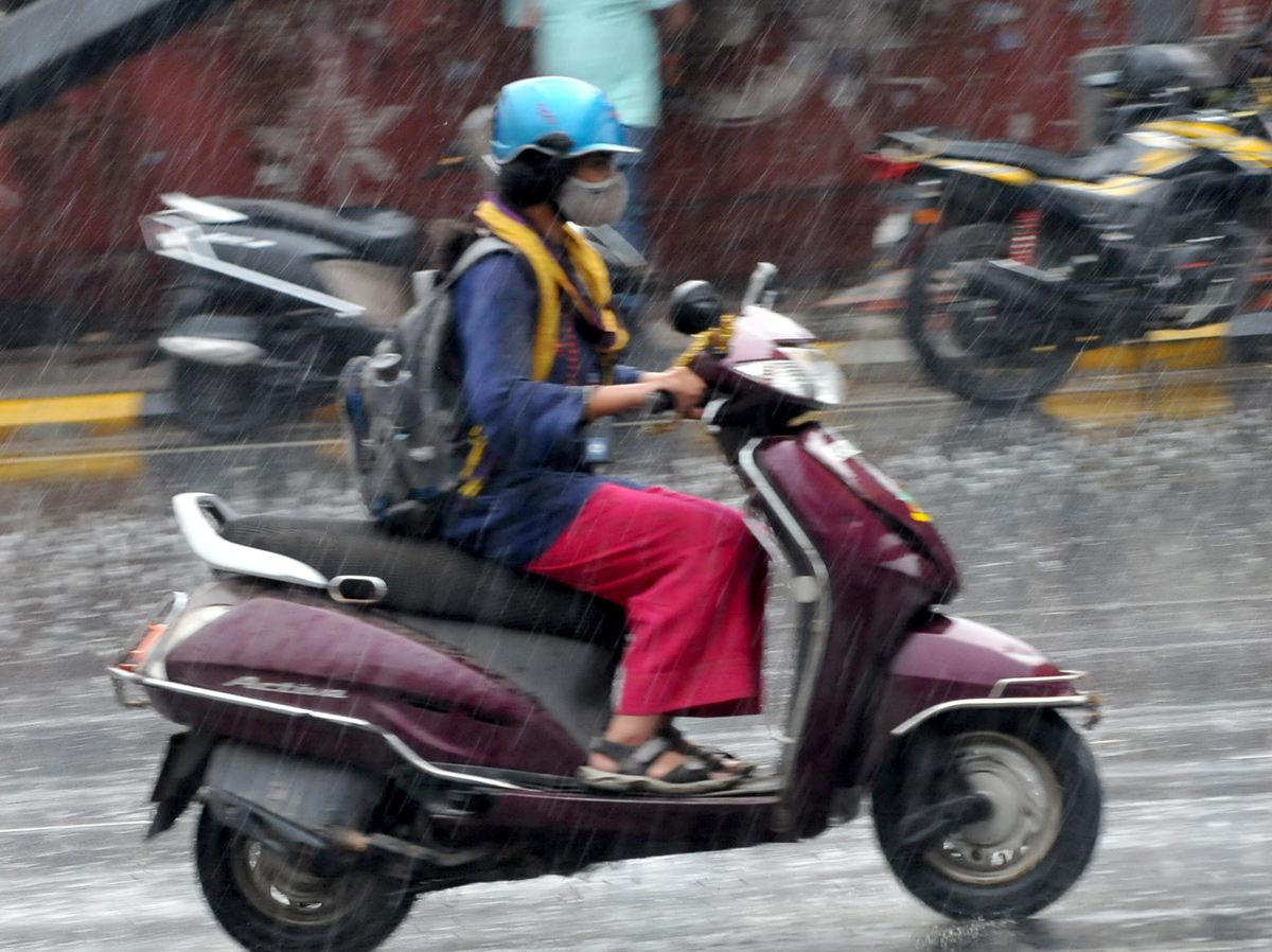 Heavy Rains In Hyderabad - Sakshi6