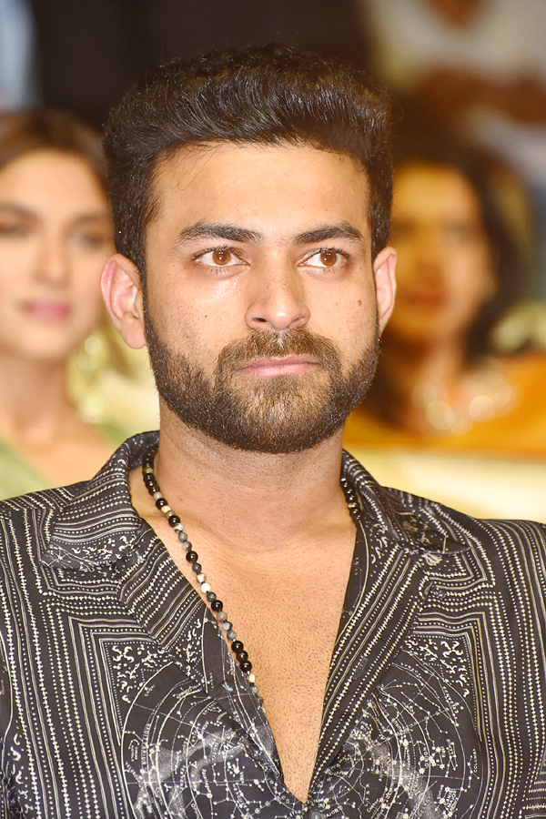 Ghani Pre Release Event in Visakhapatnam - Sakshi16