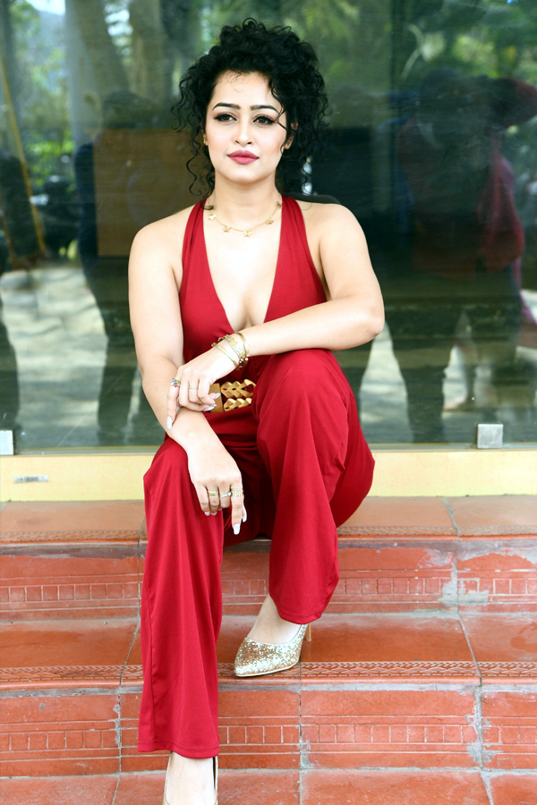 Actress Apsara Rani Latest Photos - Sakshi7