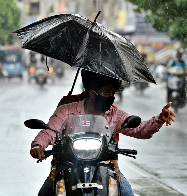 Heavy Rains In Krishna District - Sakshi10