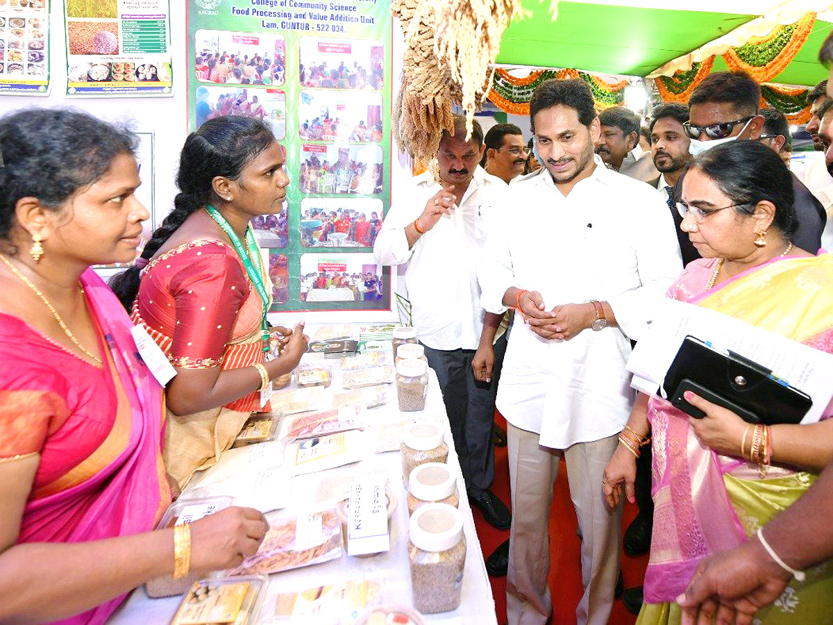 AP CM YS Jagan Disburse YSR Rythu Bharosa in Eluru District - Sakshi8