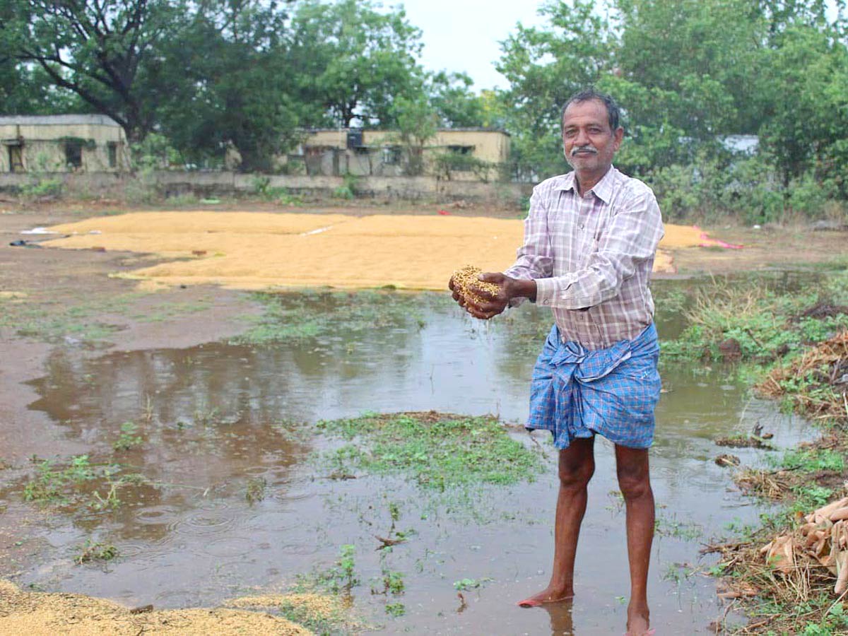 Unseasonal Rains In Telangana Farmers Suffer Paddy Damage - Sakshi10