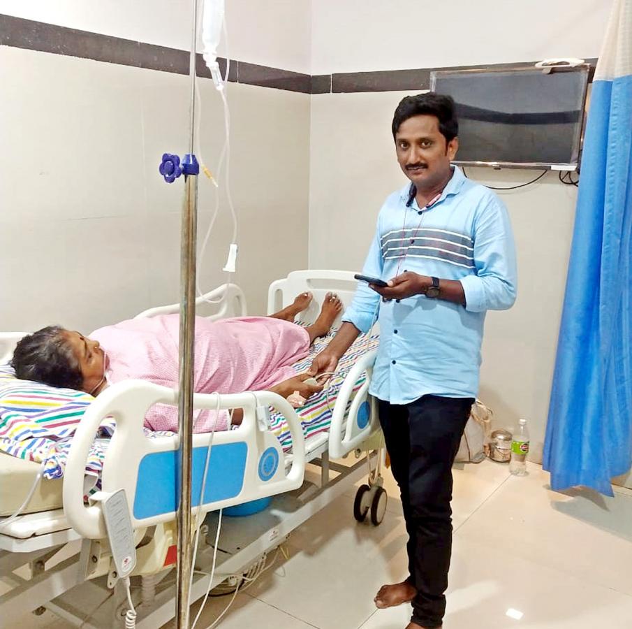 YSR Pensions Home Delivery In All Over AP - Sakshi9