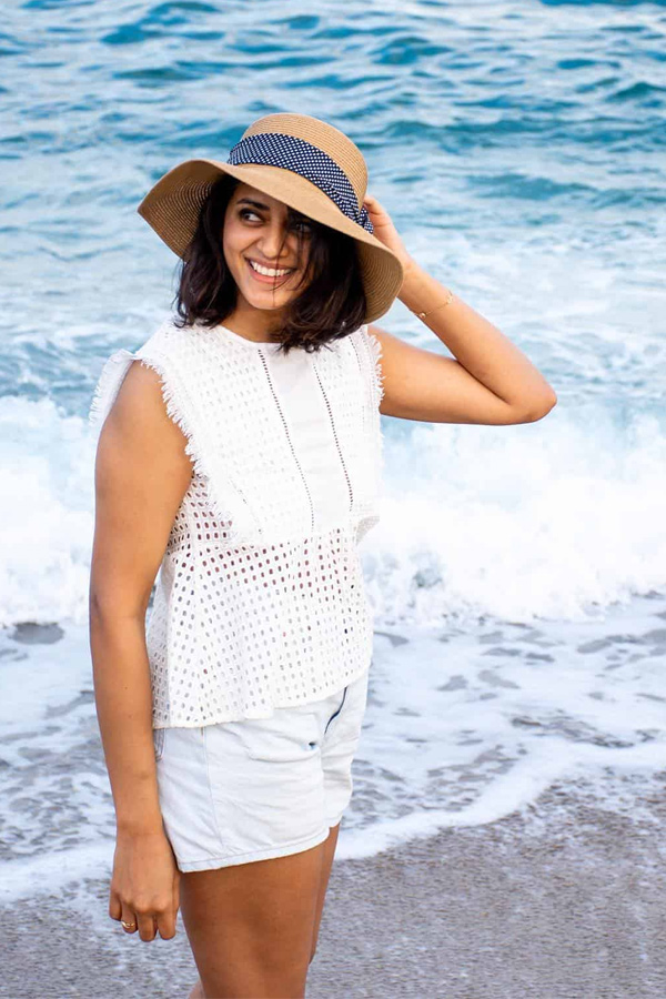 Venkatesh Daughter Ashritha Daggubati Photos - Sakshi19