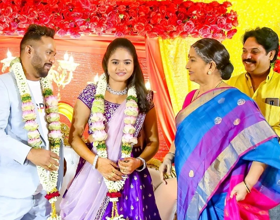 Jabardasth Kiraak Rp Engagement Photos - Sakshi34