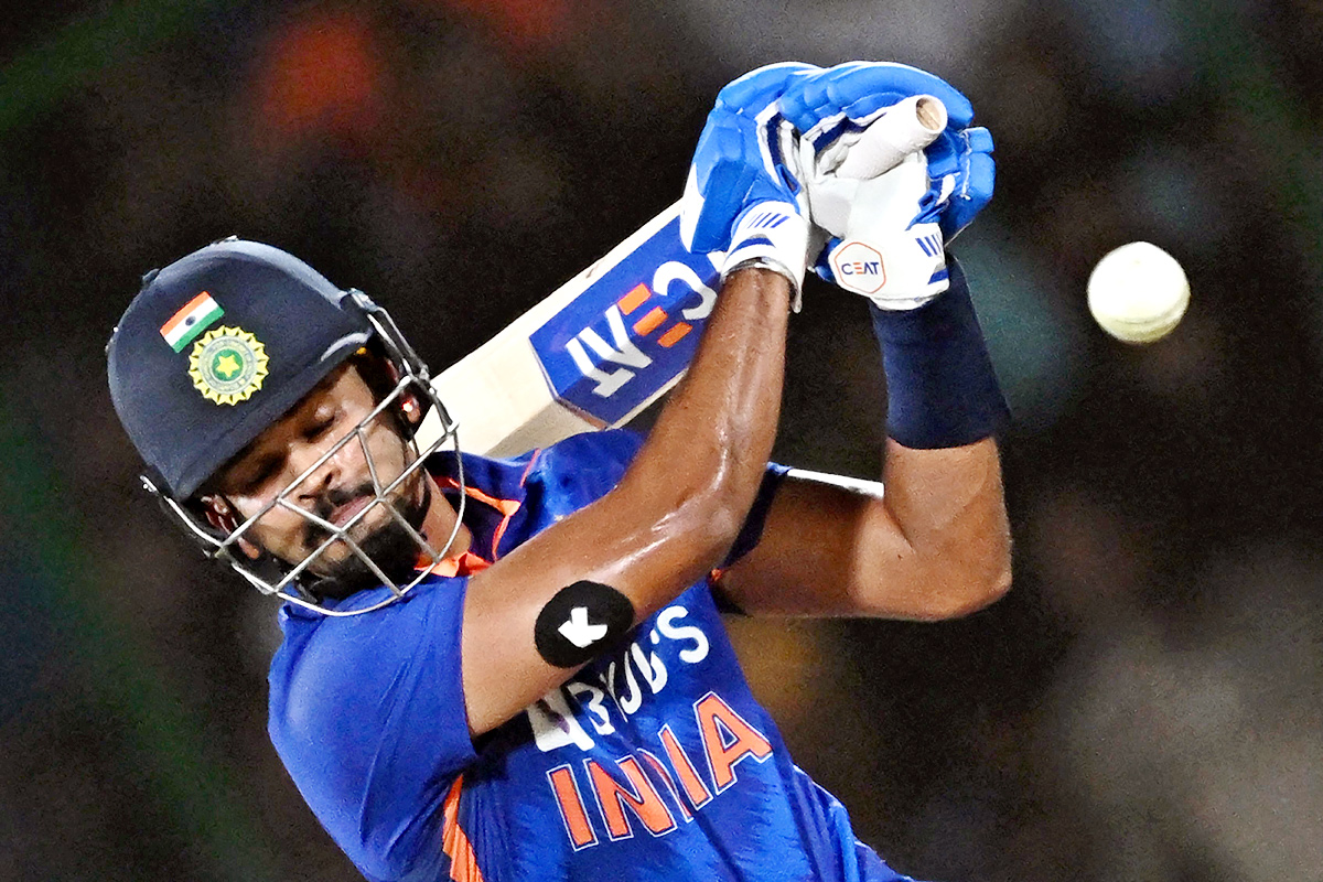 India Lose First T20 - Sakshi4