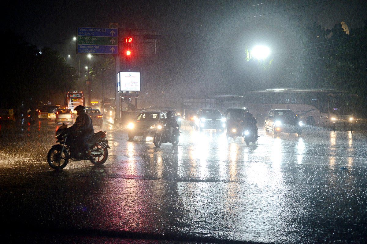 Heavy Rain In Hyderabad Photo Gallery - Sakshi2