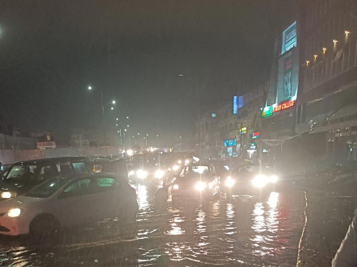 Heavy Rain In Hyderabad Photo Gallery - Sakshi11