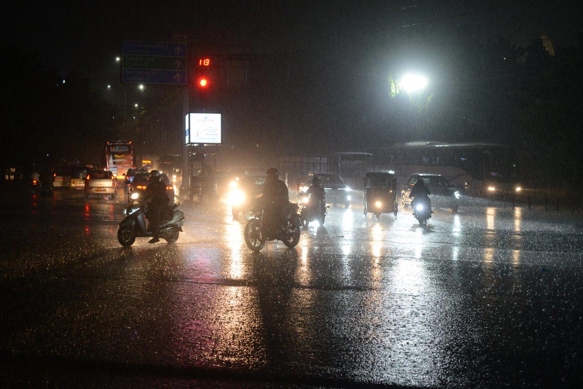 Heavy Rain In Hyderabad Photo Gallery - Sakshi4