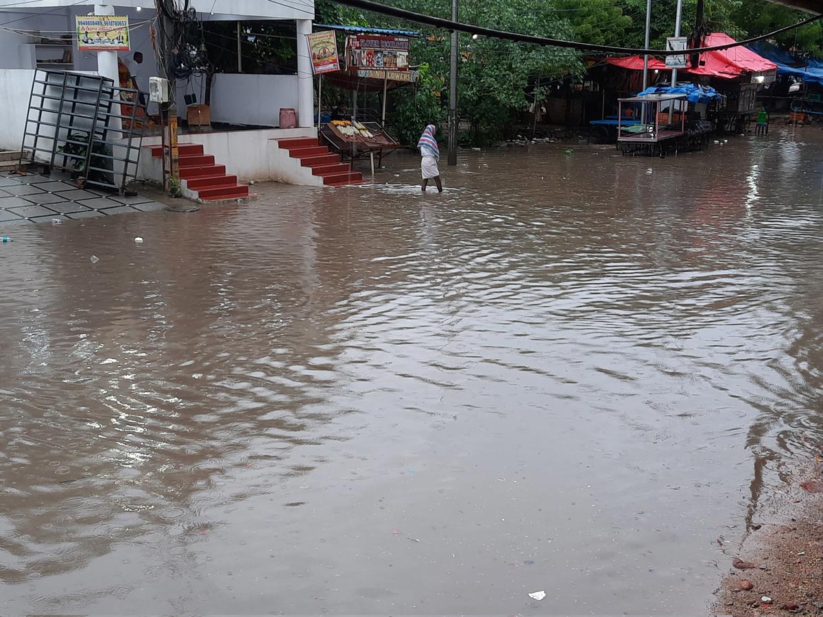 Heavy Rain In Hyderabad Photo Gallery - Sakshi8
