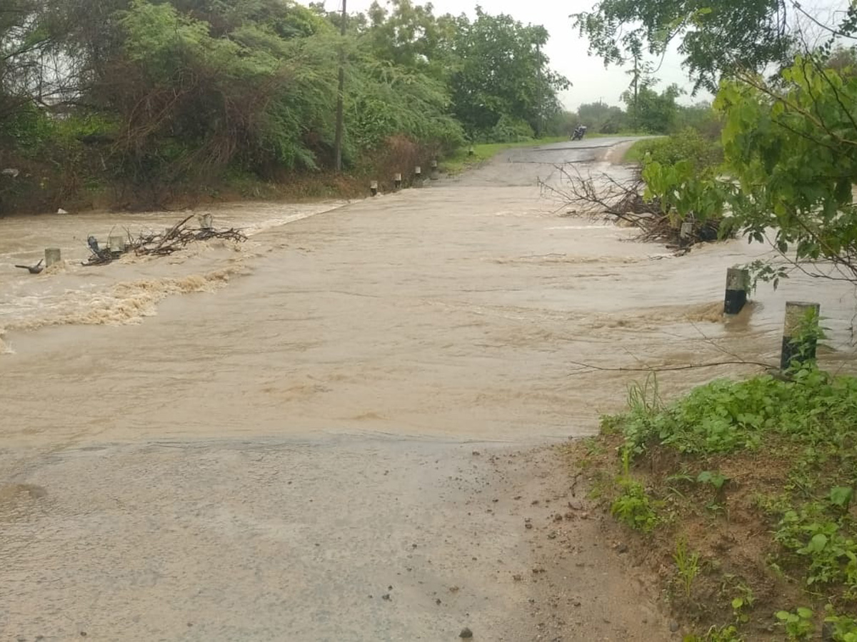 Heavy rains in Telangana Photo Gallery - Sakshi35