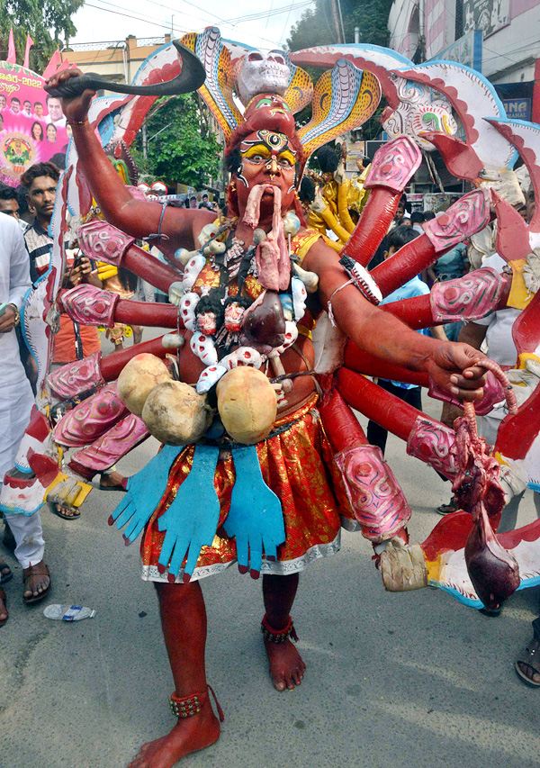 Akkanna Madanna Mahankali Jatara Bonalu 2022 - Sakshi32