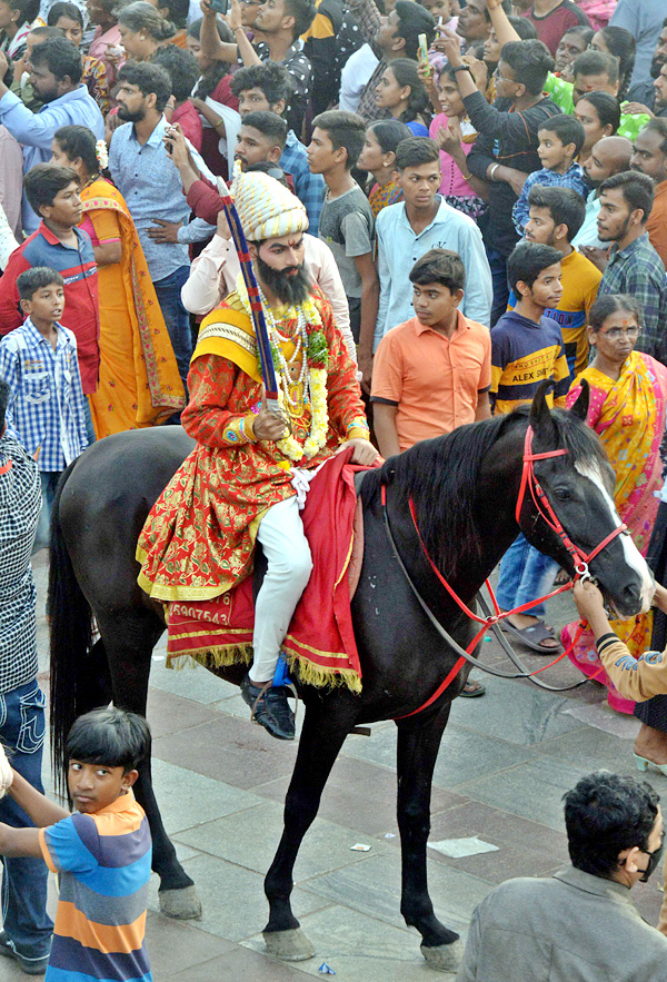 Akkanna Madanna Mahankali Jatara Bonalu 2022 - Sakshi34