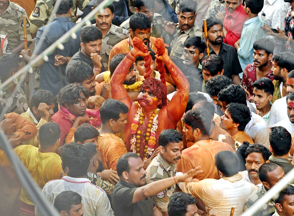 Akkanna Madanna Mahankali Jatara Bonalu 2022 - Sakshi27