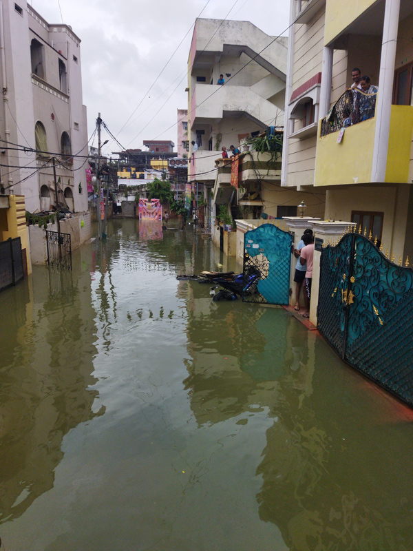 Heavy Rain In Hyderabad Photo Gallery - Sakshi14