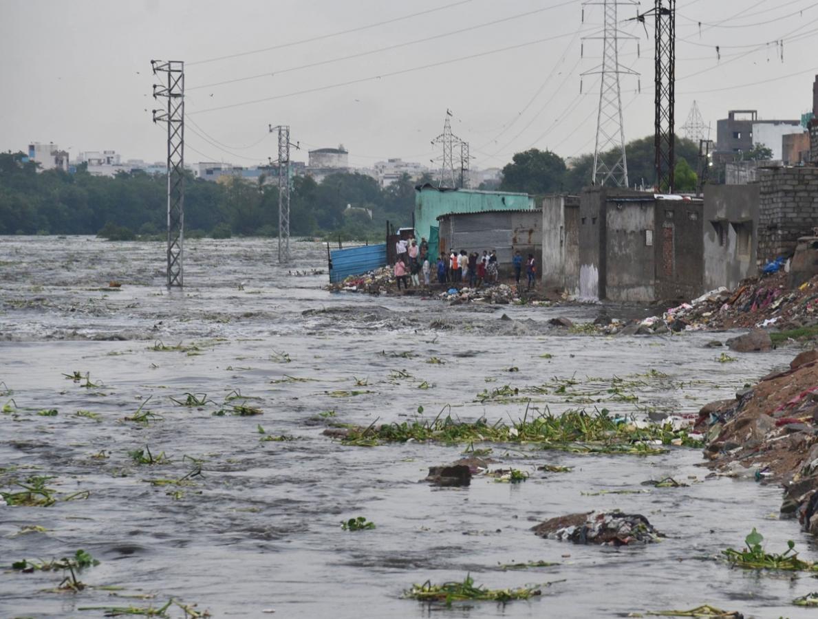 Heavy Rain In Hyderabad Photo Gallery - Sakshi8