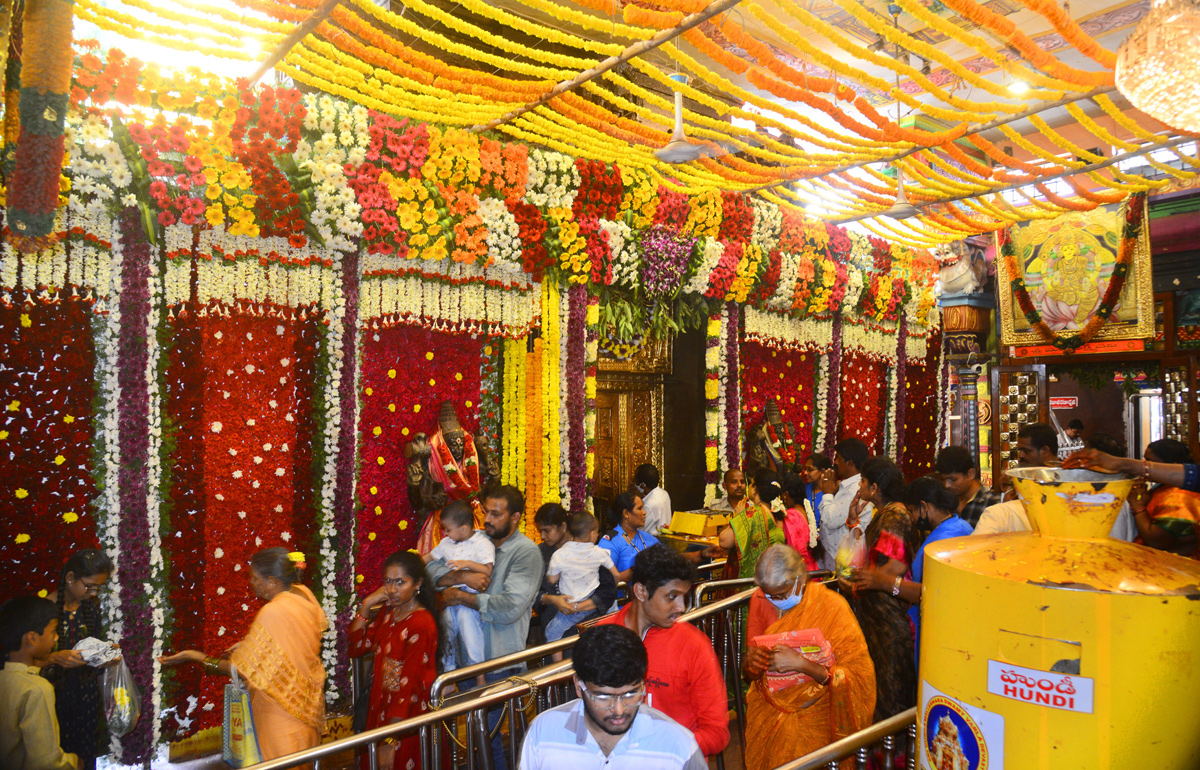 Sravana Sukravaram 2022 Photos - Sakshi13