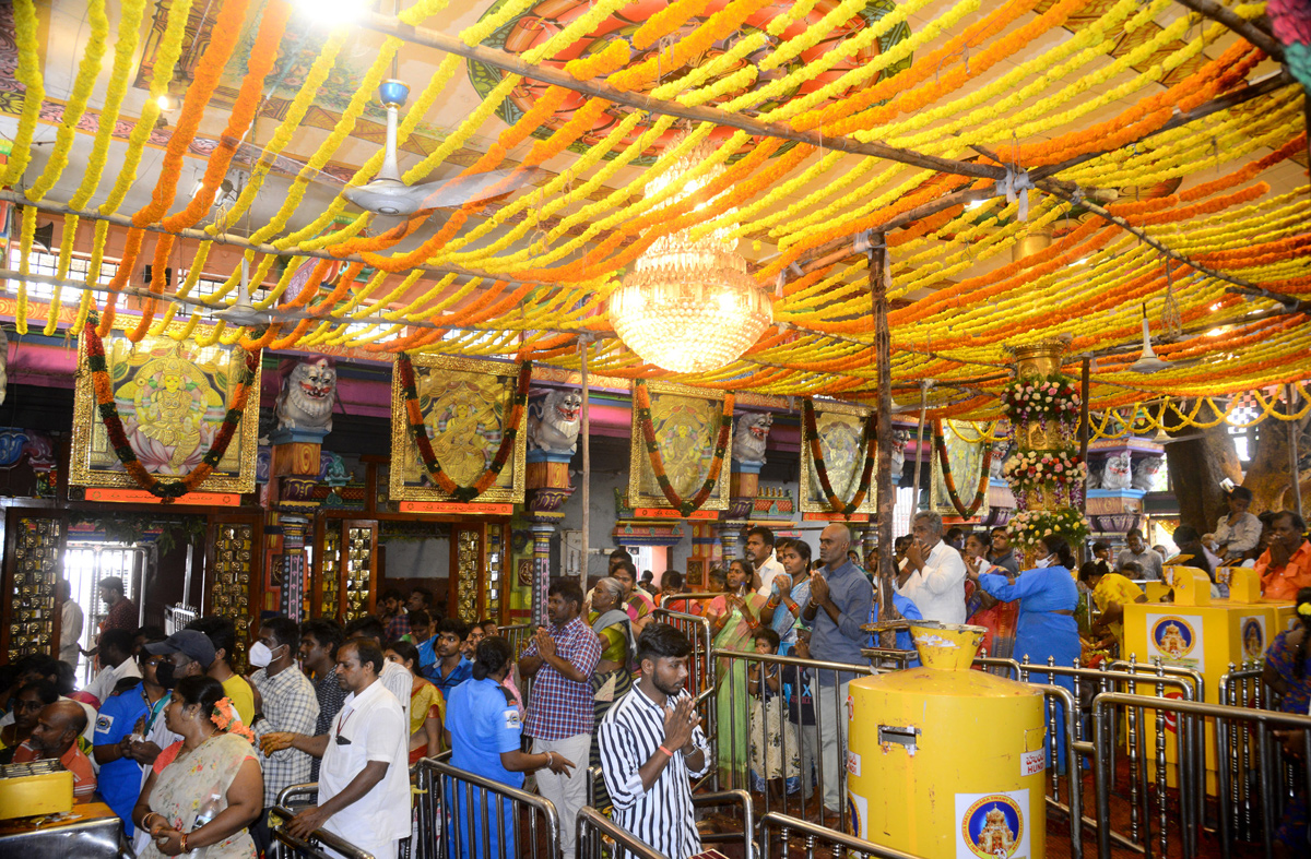 Sravana Sukravaram 2022 Photos - Sakshi15