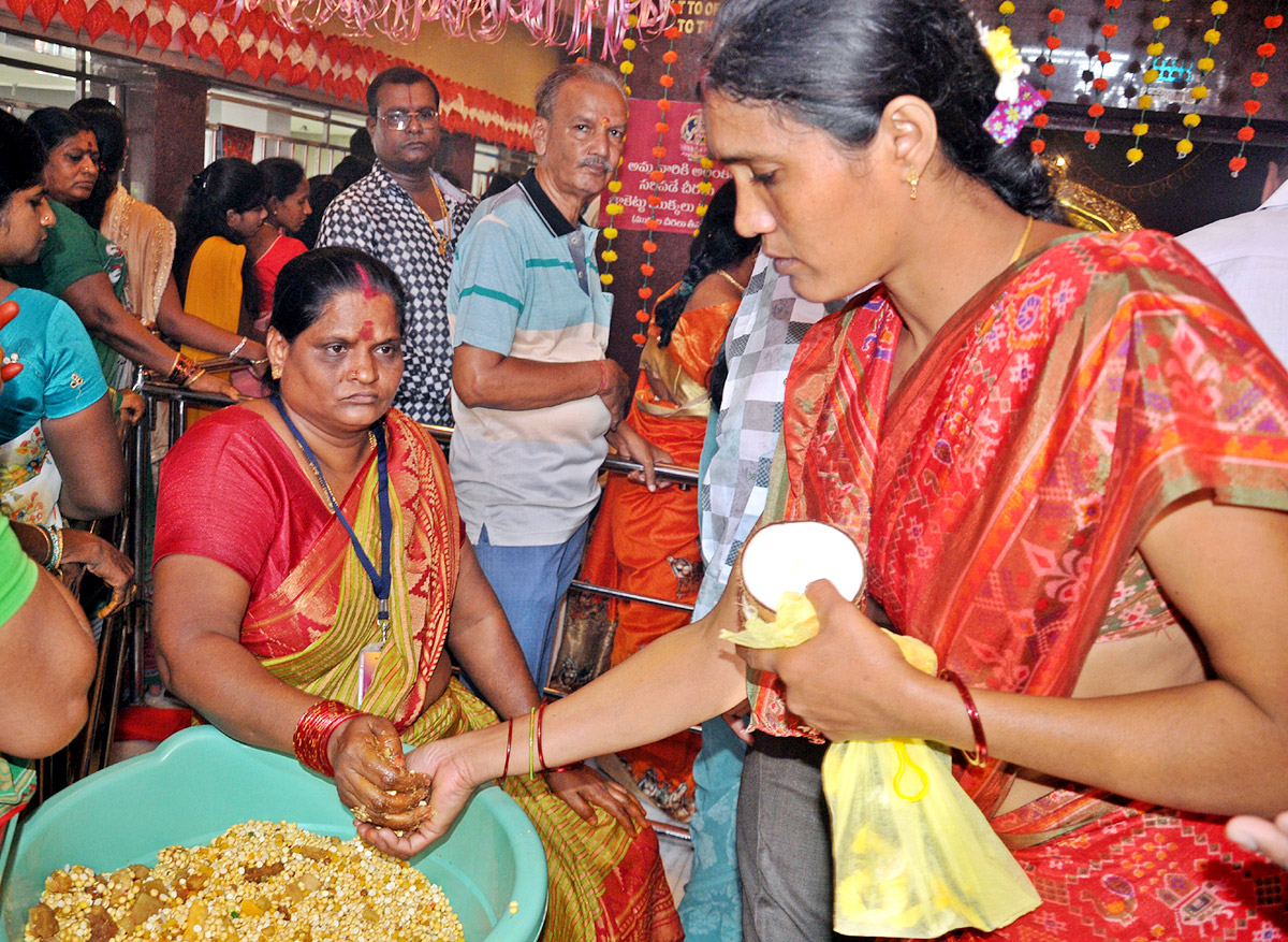 Sravana Sukravaram 2022 Photos - Sakshi31