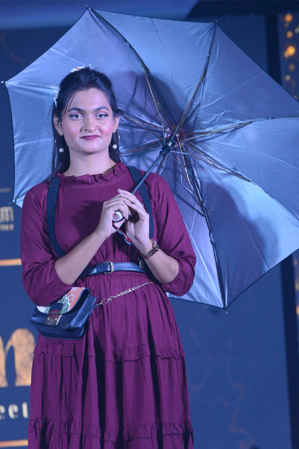 Hamstech fashion show 2022 Photo Gallery - Sakshi9