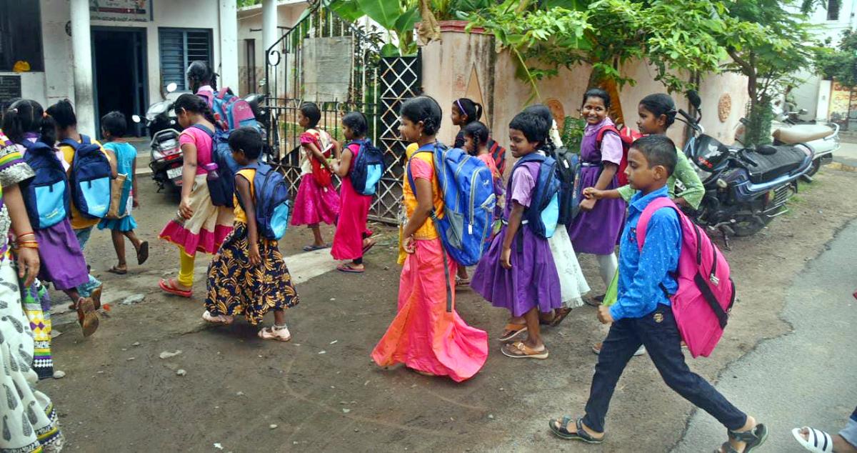 Schools In Andhra Pradesh To Reopen - Sakshi9