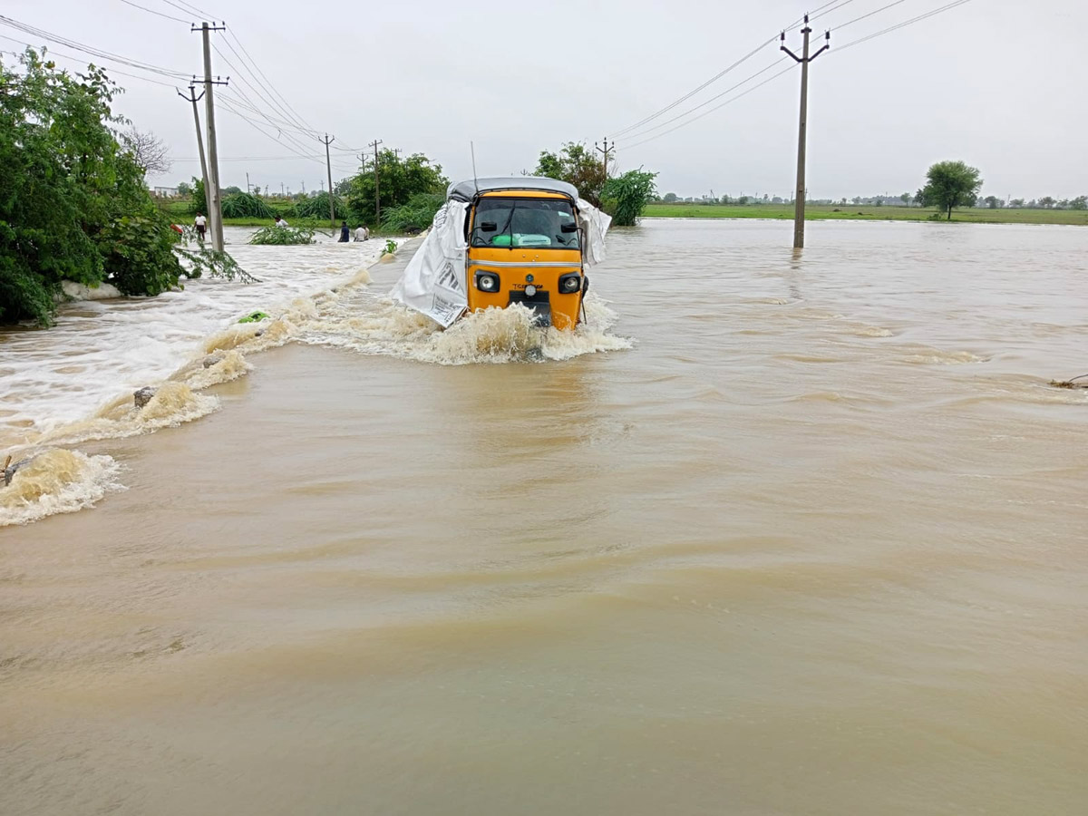 Heavy Rains In Telugu States - Sakshi18