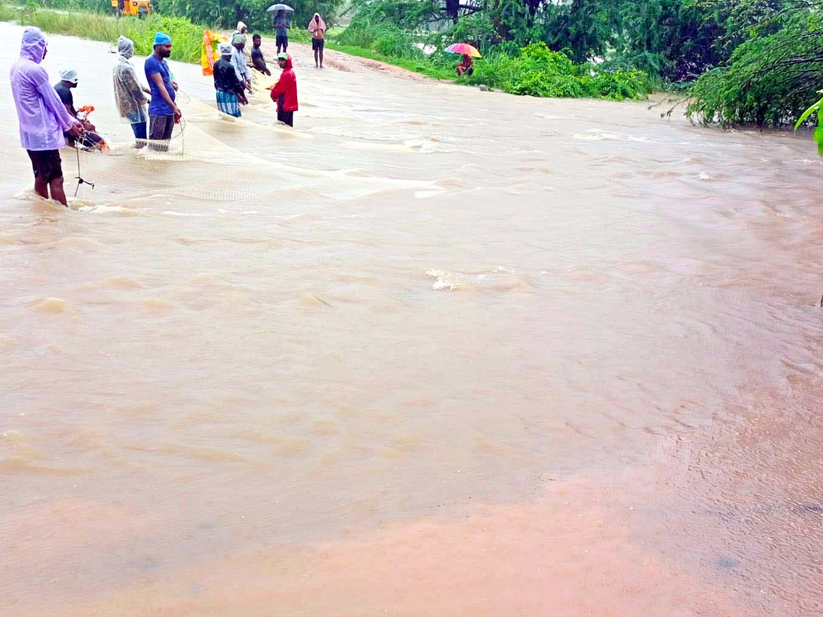 Heavy Rains In Telugu States - Sakshi21