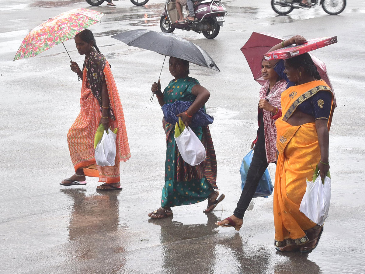 Heavy Rains In Telugu States - Sakshi22