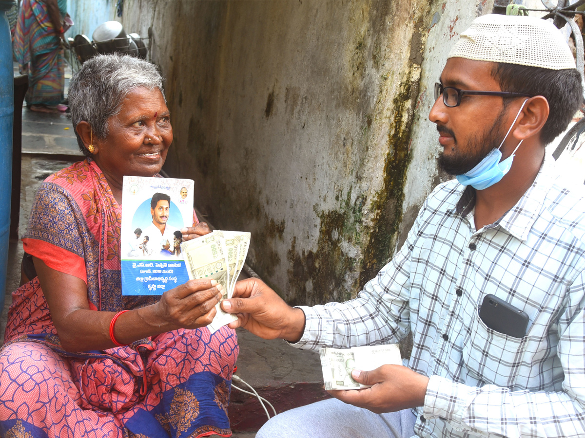 YSR Pensions Home Delivery In All Over AP Photo Gallery - Sakshi1
