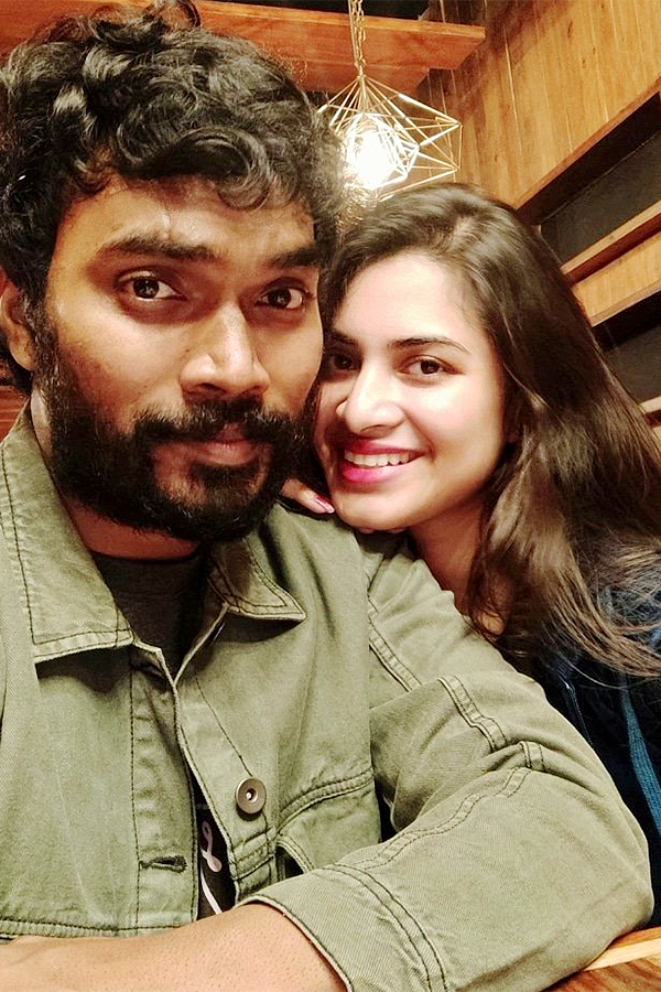 Pavan Tej Konidela And Anchor Meghana Engagement Photos Viral - Sakshi15
