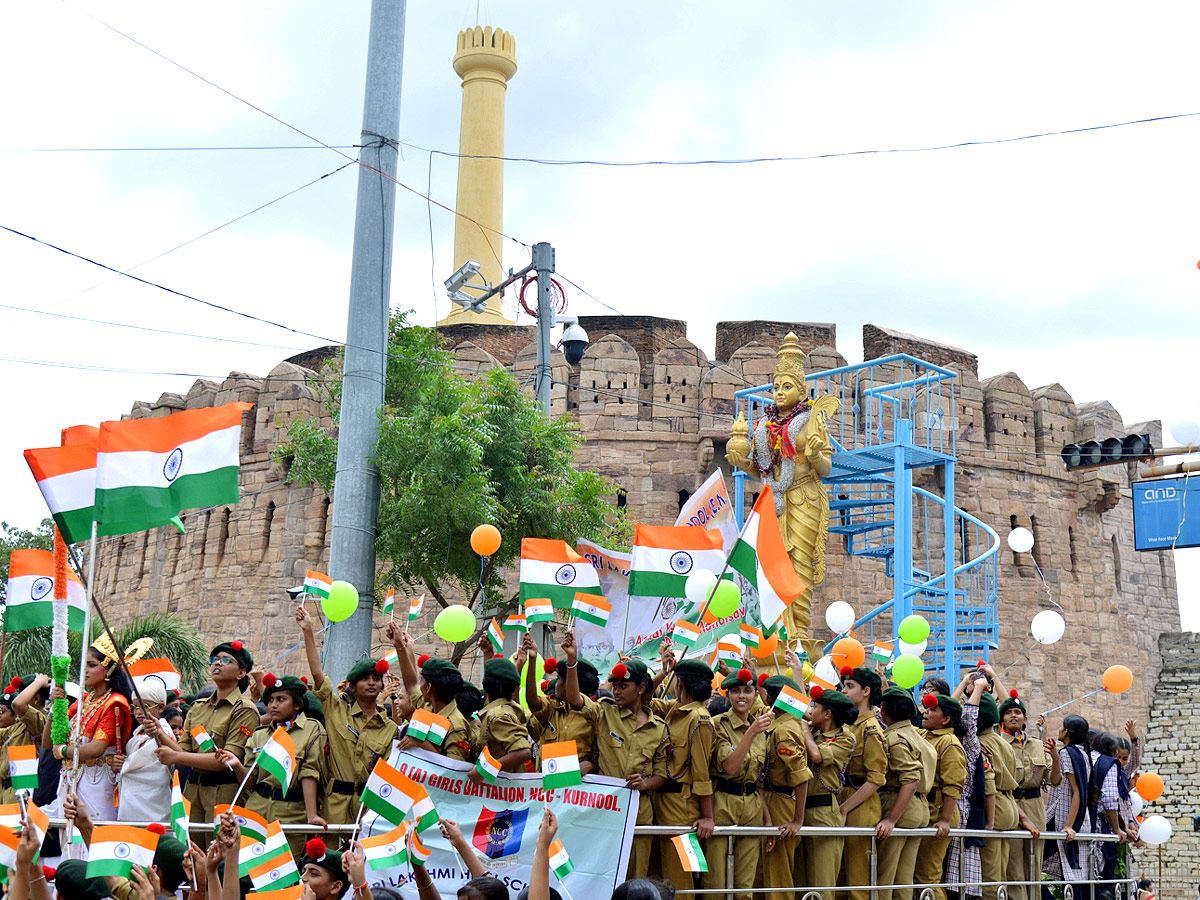 Best Photos of The Week in AP and Telangana Photo Gallery - Sakshi12