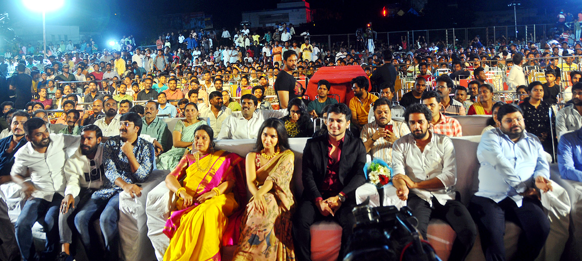 karthikeya 2 Movie success meet In Kurnool - Sakshi6