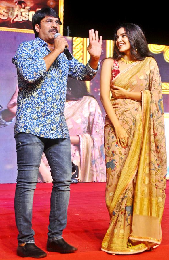 karthikeya 2 Movie success meet In Kurnool - Sakshi16