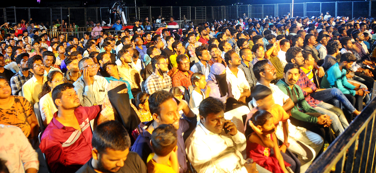 karthikeya 2 Movie success meet In Kurnool - Sakshi12