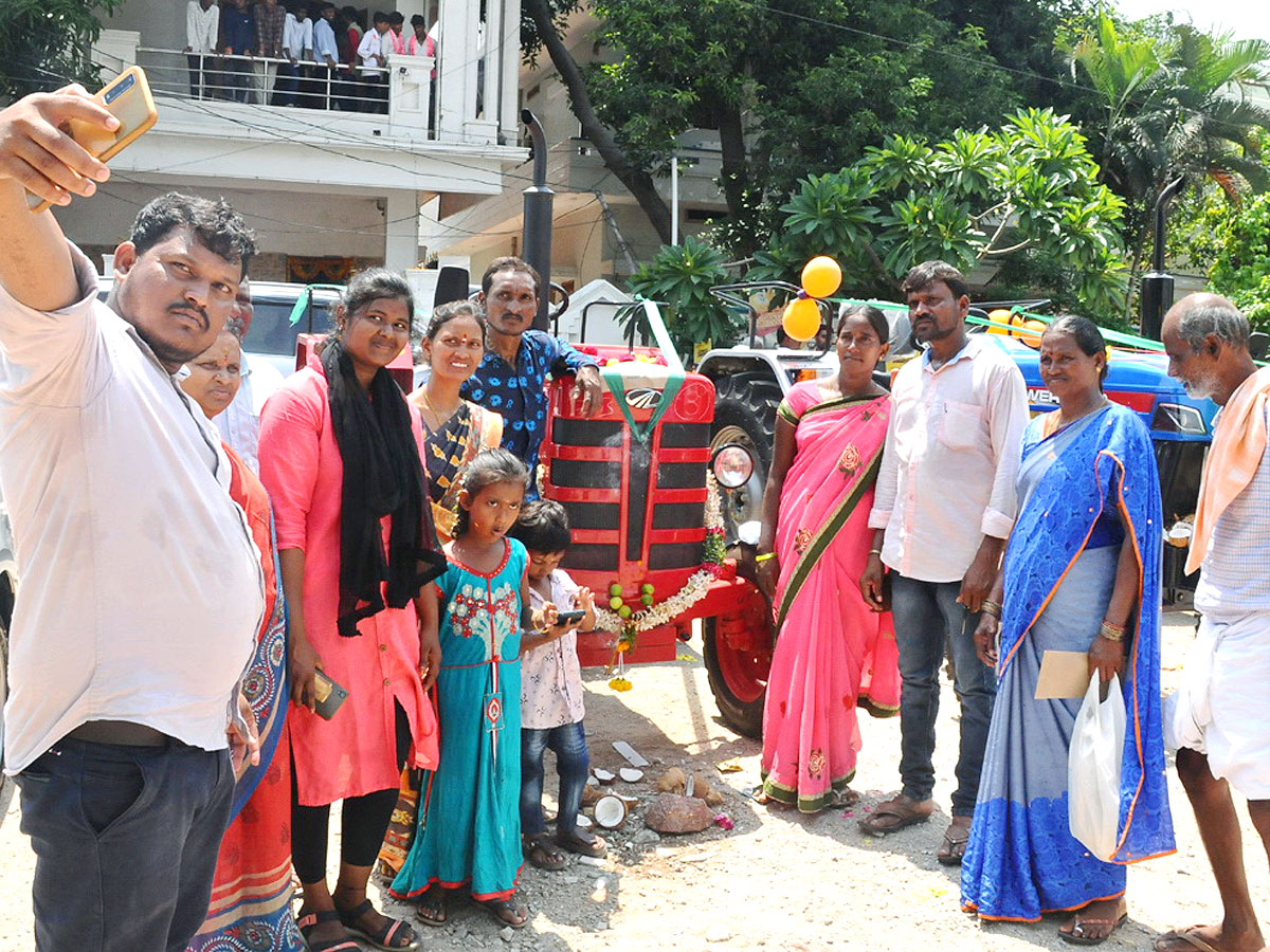 Best Photos of The Week in AP and Telangana Photo Gallery - Sakshi37