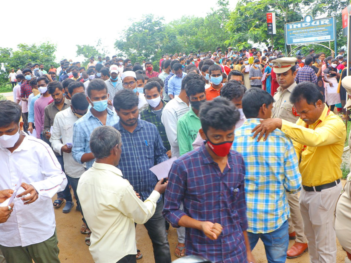 Telangana SI recruitment exam Photo Gallery - Sakshi11