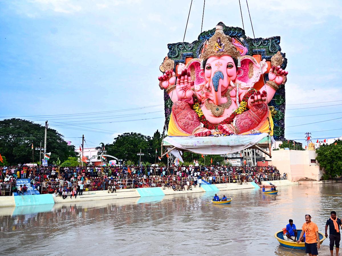 Best Photos of The Week in AP and Telangana Photo Gallery - Sakshi24