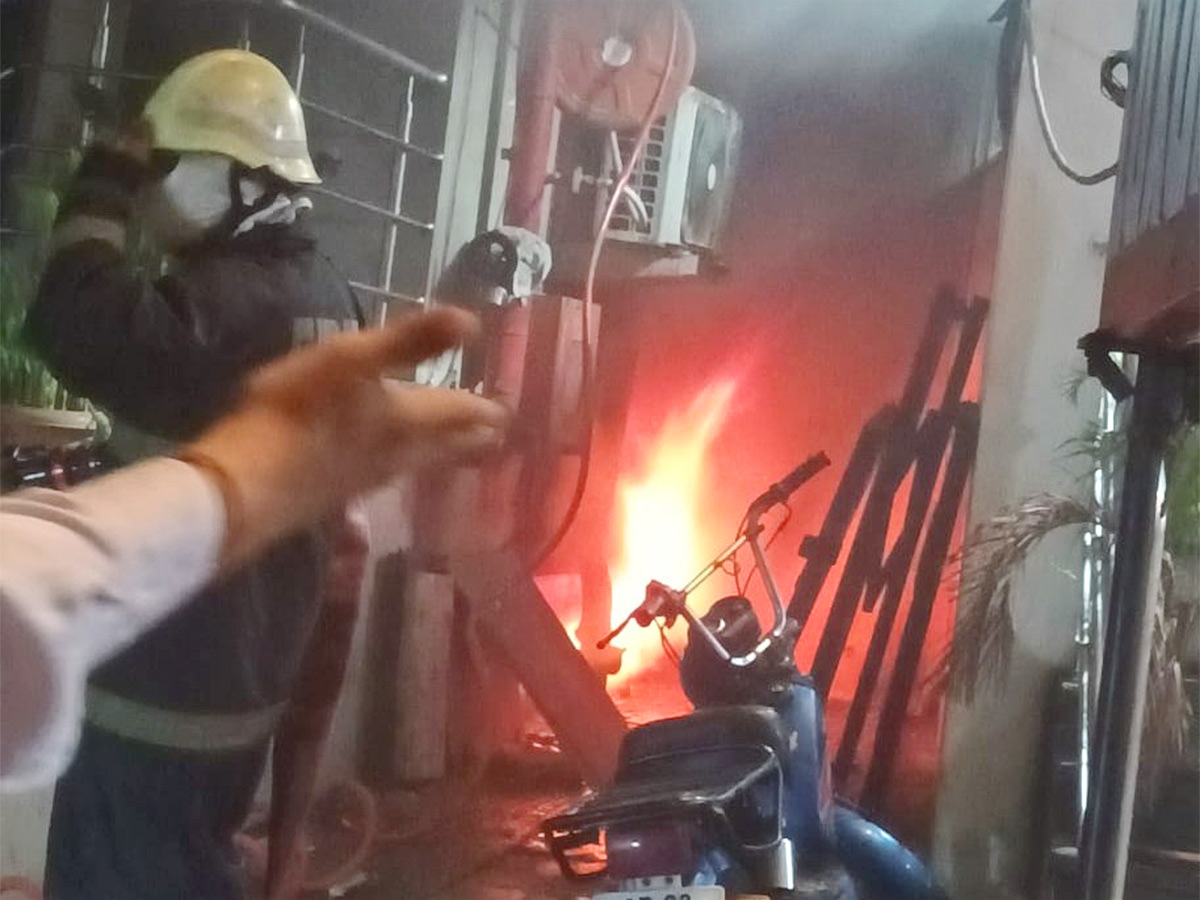 Fire Accident In Secunderabad Ruby Hotel Photos - Sakshi12