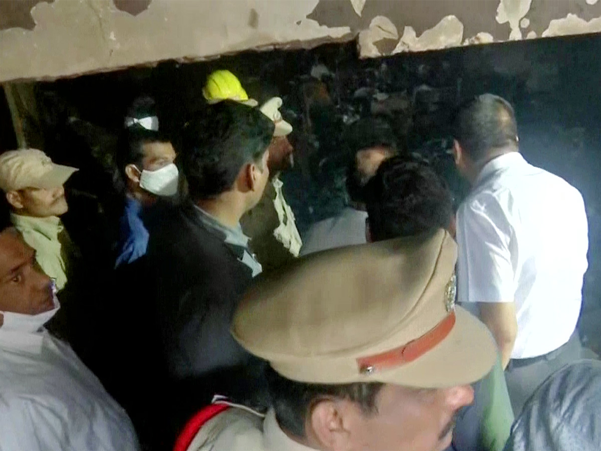 Fire Accident In Secunderabad Ruby Hotel Photos - Sakshi15