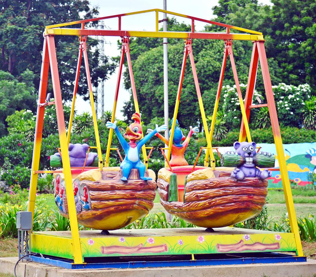 Rajiv Gandhi Park in Vijayawada - Sakshi4
