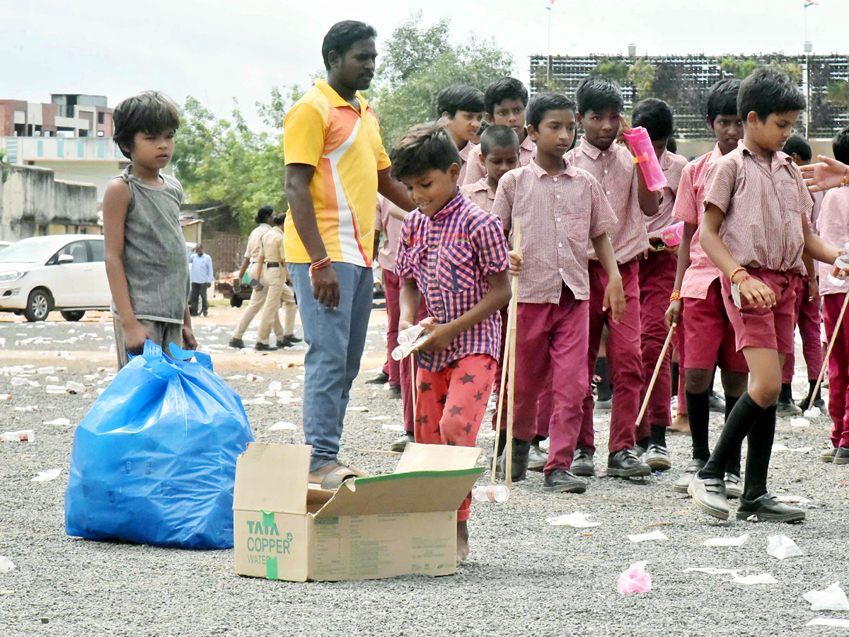Best Photos of The Week in AP and Telangana Photo Gallery - Sakshi10