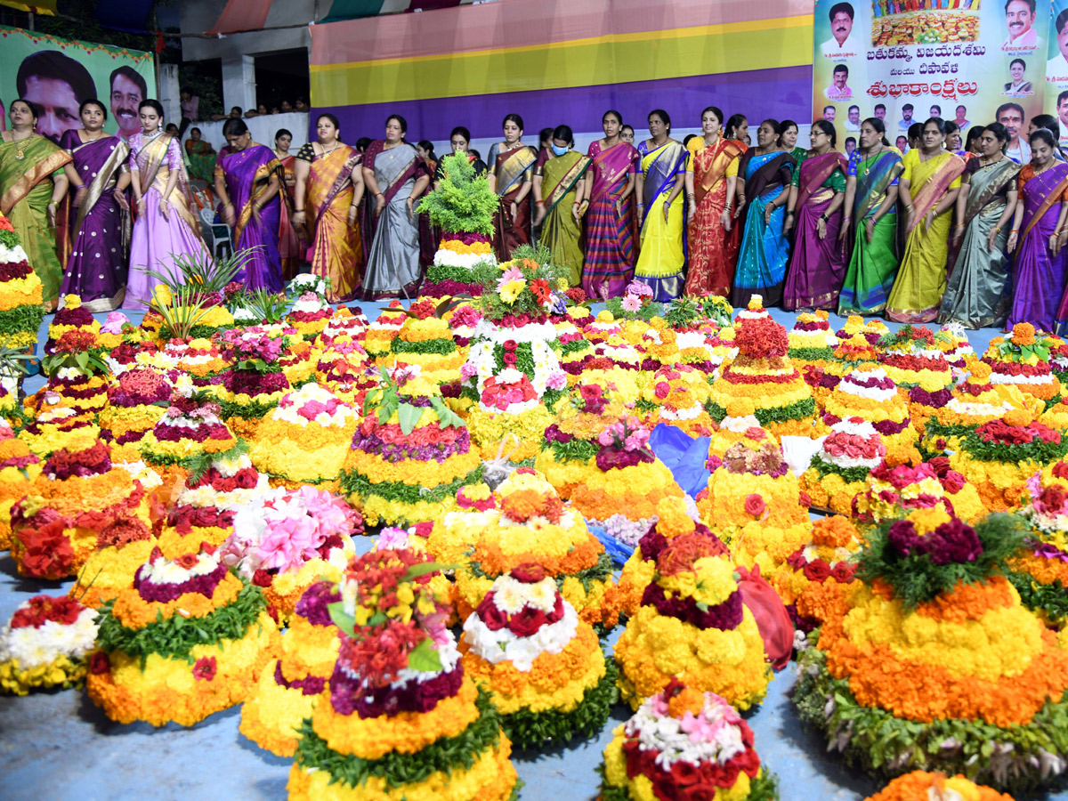 Bathukamma Festival Celebrations In Kukatpally Photo Gallery - Sakshi11