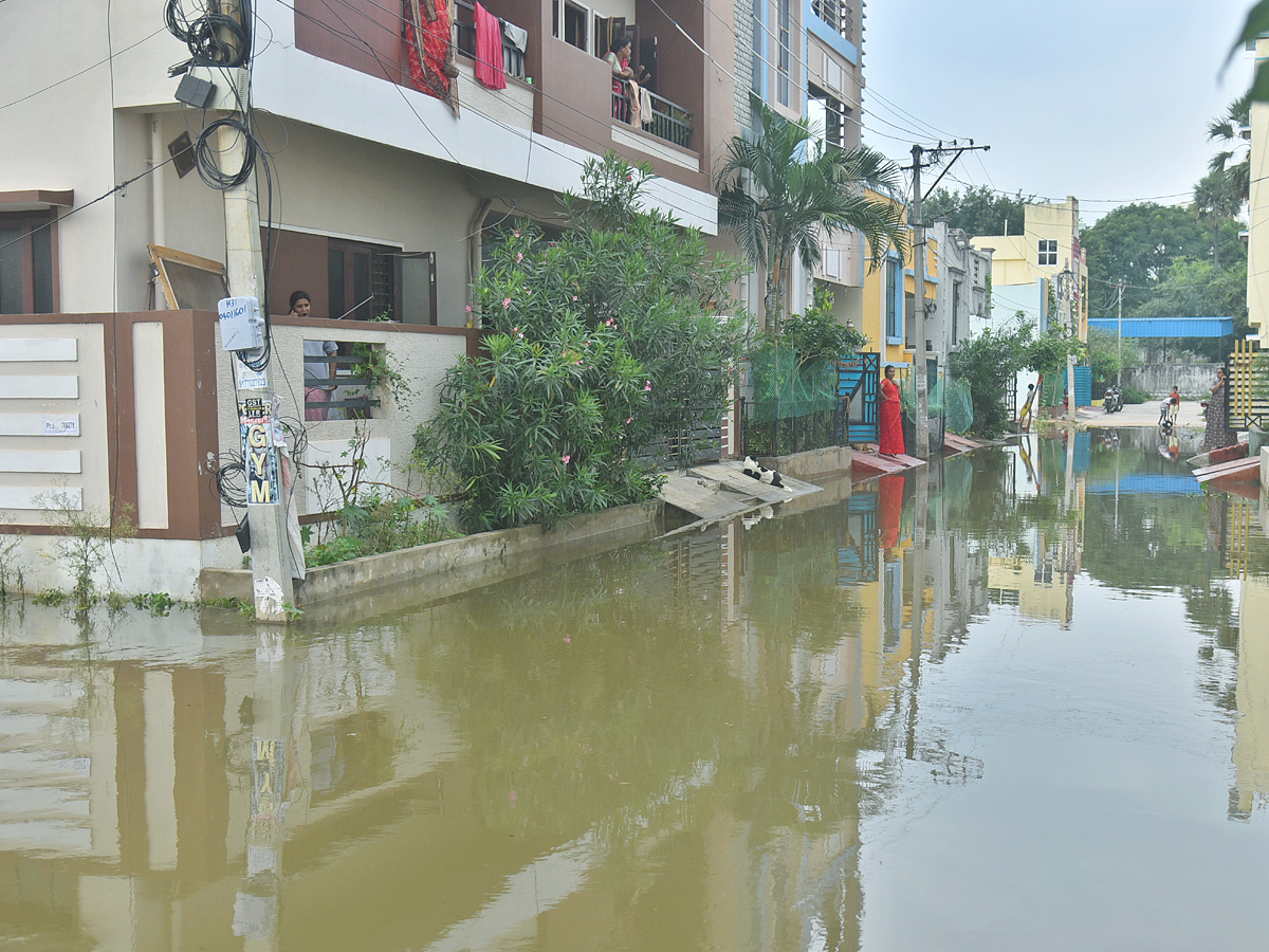 Heavy Rain in Hyderabad Photo Gallery - Sakshi11
